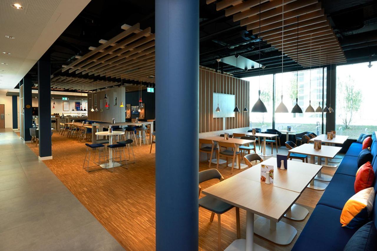 Holiday Inn Express & Suites - Basel - Allschwil By Ihg Exterior foto